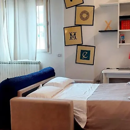 Loft P.ta Pispini: Near Piazza Del Campo W/parking Appartement Siena