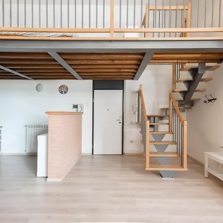 Loft P.ta Pispini: Near Piazza Del Campo W/parking Siena