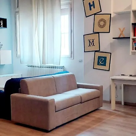 Apartment Loft P.ta Pispini: Near Piazza Del Campo W/parking Siena