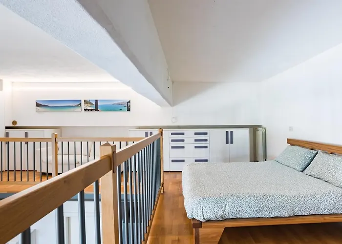 Loft P.ta Pispini: Near Piazza Del Campo W/parking Apartment *